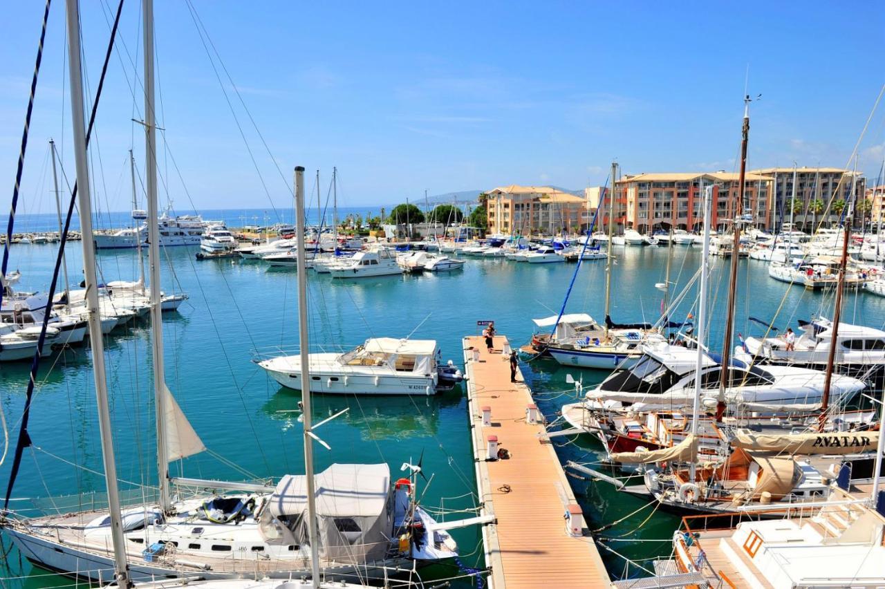 Hotel Mileade Mediterranee - Port-Фрежюс Экстерьер фото