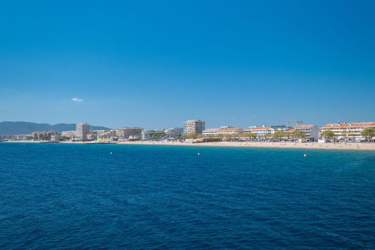 Hotel Mileade Mediterranee - Port-Фрежюс Экстерьер фото