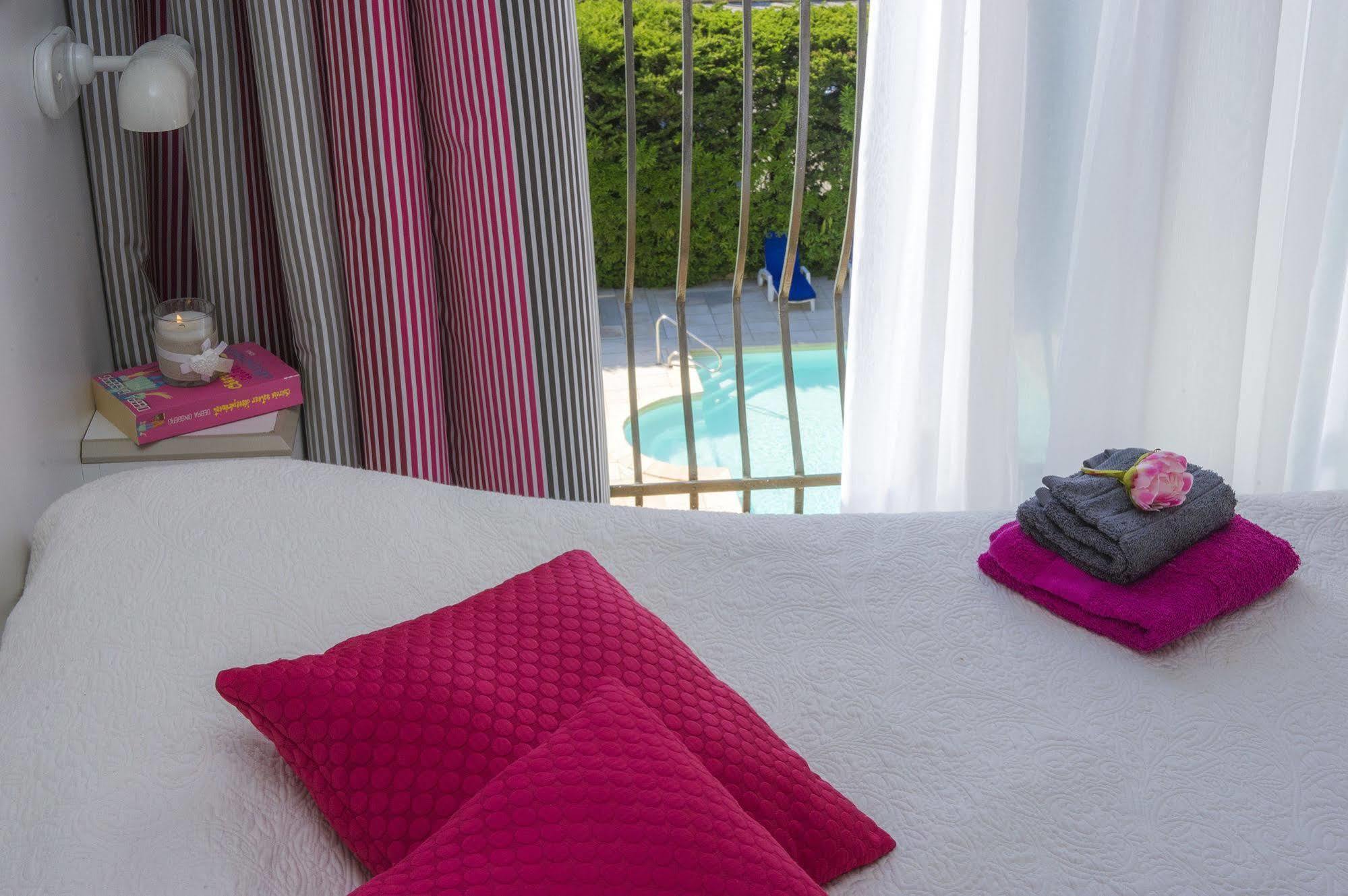 Hotel Mileade Mediterranee - Port-Фрежюс Экстерьер фото